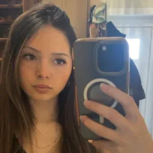 Babay-sitter sérieuse dispo cet été !😊