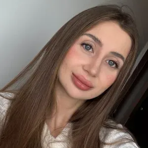 Empleada de limpieza en Valencia, responsable y cuidadosa