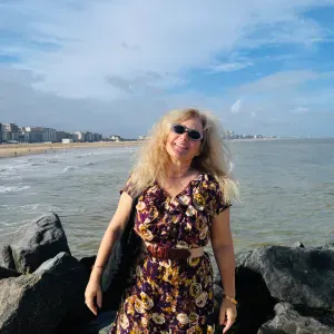  Aide à domicile ou garde d'animaux 