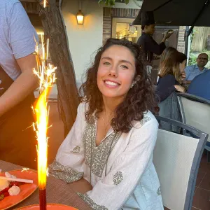 Jeune Babysitter expérimentée 