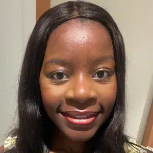 Baby-sitter expérimentée à Courbevoie!