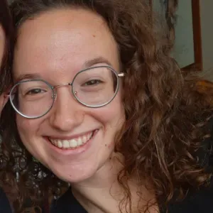 Baby-sitter expérimentée sur Massieux et sa région