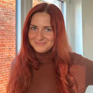 Highly experienced nanny (10+ years) available in Berlin