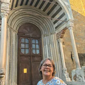 Cuidadora con experiencia, atenta y responsable 