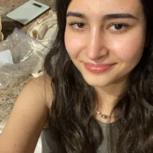 Etudiante Veille sur Vos Petits Coeurs