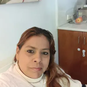 Empleada de limpieza en Alcalá de Henares.