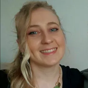 Femme de ménage à Paris et garde les enfants 