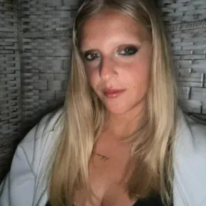 Empregada doméstica com 3 anos de experiência 