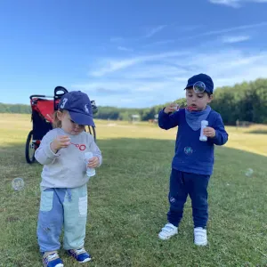 Looking for experienced, full-time nanny