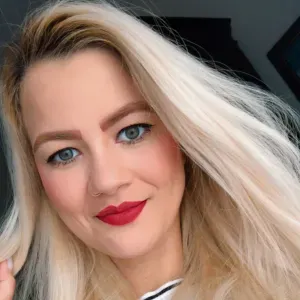 Cuidadora experiente e formada em enfermagem – Lisboa