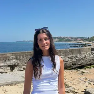 Baby-sitter expérimentée à Bayonne 