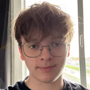 nouveau baby-sitter à calais et les alentours !