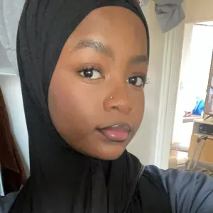 Baby-sitter avec de l'expérience à  Ivry-sur-Seine 