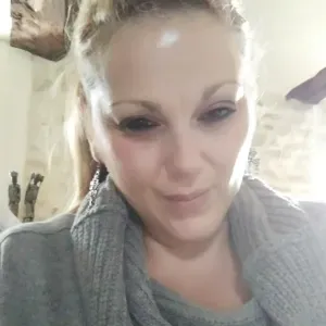 Nounou expérimenté, garde à domicile