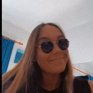 Baby-sitter disponible rapidement 