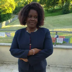 Auxiliaire de vie polyvante et bienvaillante