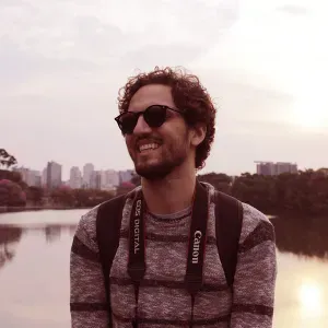 À procura de um cuidador para a Mia