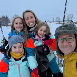 Looking for a wonderful native English-speaking nanny!