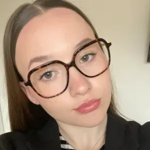 Baby-sitter à votre service dès aujourd'hui 