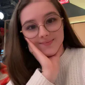 Baby-sitter disponible et flexible dans le 77