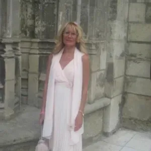 Cherche garde bébé au domicile des parents