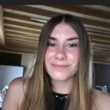 Disponible pour babysitting occasionnel pour les we