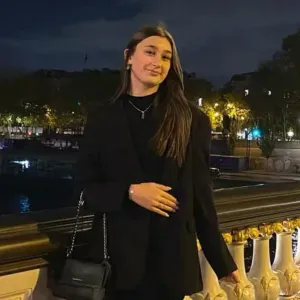 Baby-sitter expérimentée en recherche de gardes ponctuelles