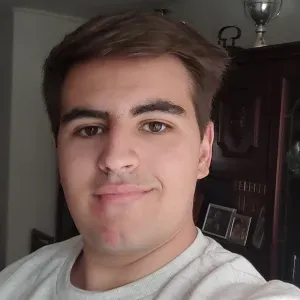 Canguro joven, responsable y con gran disponibilidad