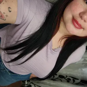 Cuidadora y limpiadora responsable con disponibilidad 100%