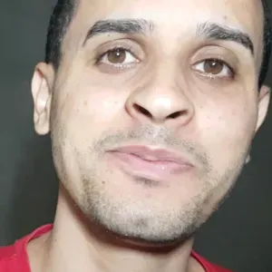 Empregado de limpeza, cuidar de cao e idosos 