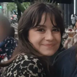 Etudiante à la recherche d'emplois pour garde d'animaux 