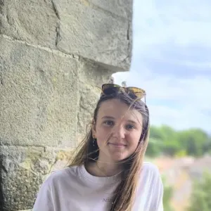 Baby-sitter expérimentée à Genval 