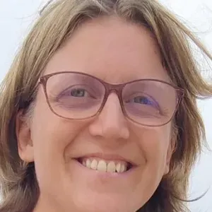 Garde d'enfants à domicile avec une grande expérience 