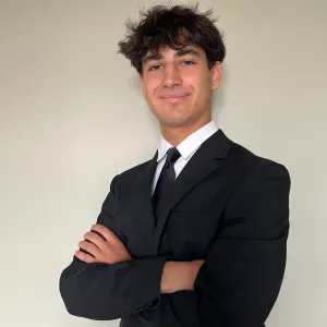 Baby-Sitter étudiants disponible 