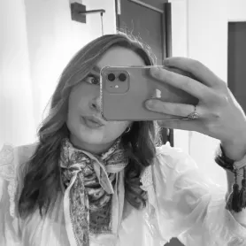   Une babysitter de confiance et pleine de joie ! 😊✨