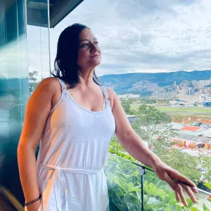 Empleada de Limpieza en Vitoria con gran atención al detalle