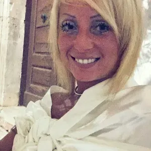 Offerta di lavoro per babysitter – assistenza all'infan...