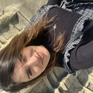 Femme de ménage responsable à tours