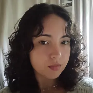 Baby-sitter étudiante à Albi avec BAFA.