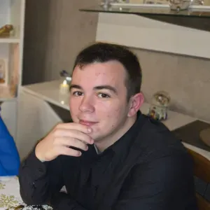 Baby-sitter expérimenté à Alençon 