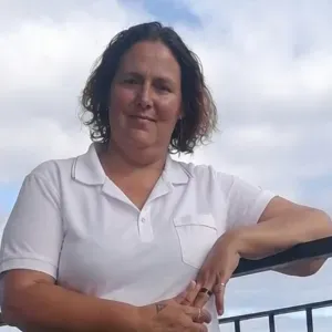 Cuidado ao idoso, Limpezas, engomadoria. Mafra e Loures