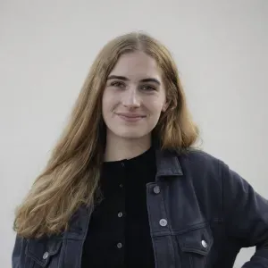 Babysitter available with 5+ years experience 