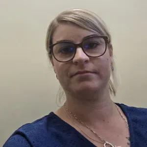 Employée familiale plus de 10 ans d'expérience