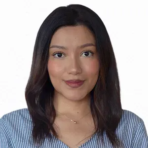 Pet Sitter with Veterinary Clinic Experience 🐾