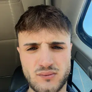 Canguro en Guadalajara con Títulos de Educación Infantil.