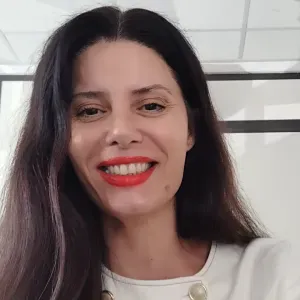 Femme de ménage responsable 06