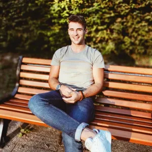 Busco trabajo momentos puntuales o por la mañana