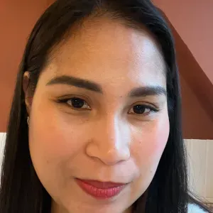 Responsible all around housekeeper in paris