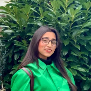 Reliable babysitter with flexible hours