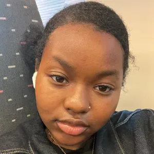 Baby sitter sur Bruxelles avec de l'expérience 